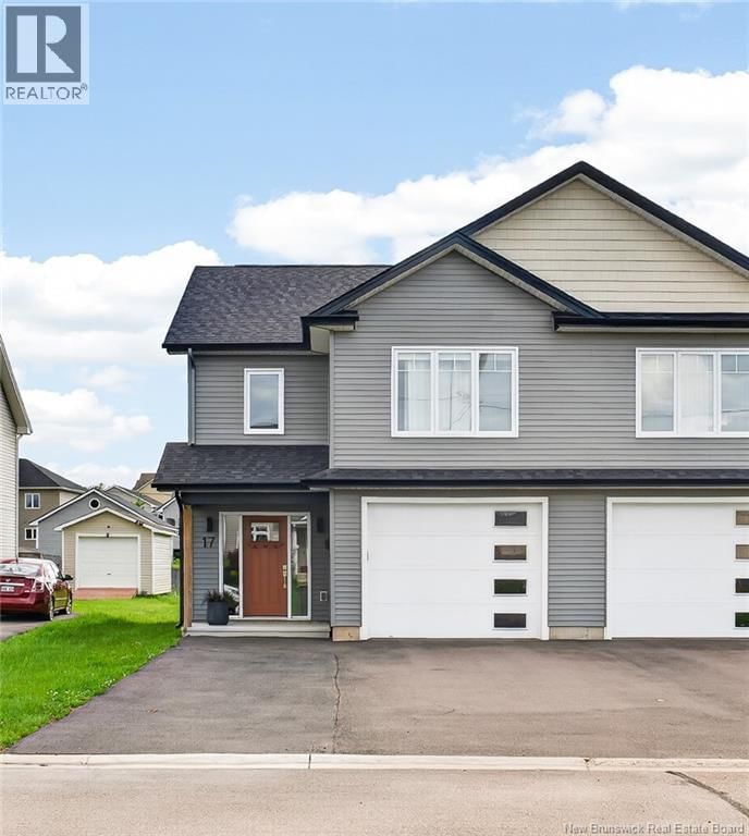 17 Celestin, Dieppe, New Brunswick E1A 0K2
