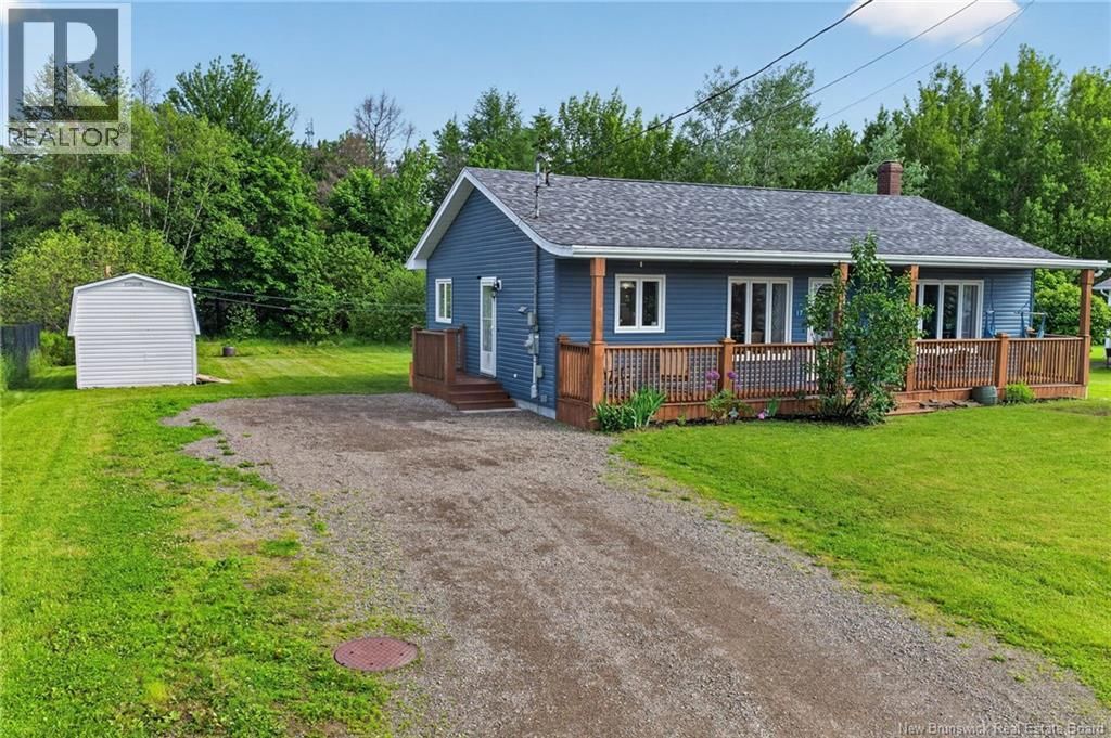 17 Lauza, Saint-Antoine, New Brunswick E4V 1J8