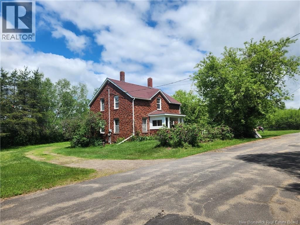 54 Shaw Street, Chipman, New Brunswick E4A 2H5