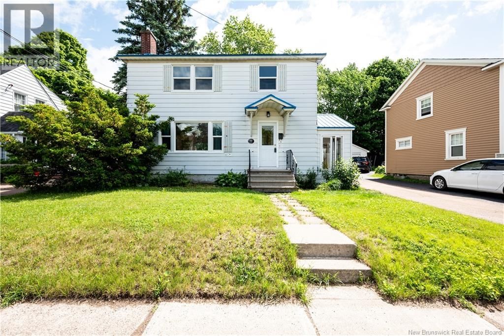 79 Woodland Drive, Moncton, New Brunswick E1E 3C4