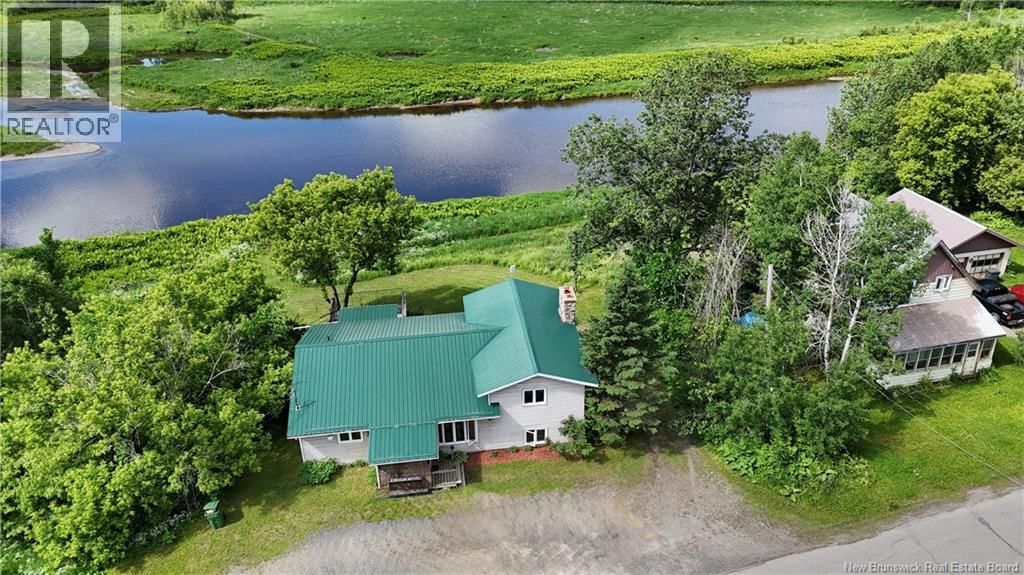 403 Tobique Street, Plaster Rock, New Brunswick E7G 4A1