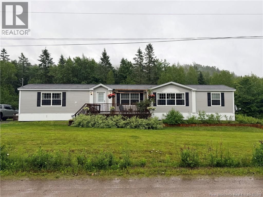 10 Douglas Valley Lane, Welsford, New Brunswick E5K 3Z7