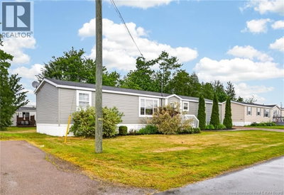 82 Tracadie | Dieppe New Brunswick | Slide Image Three