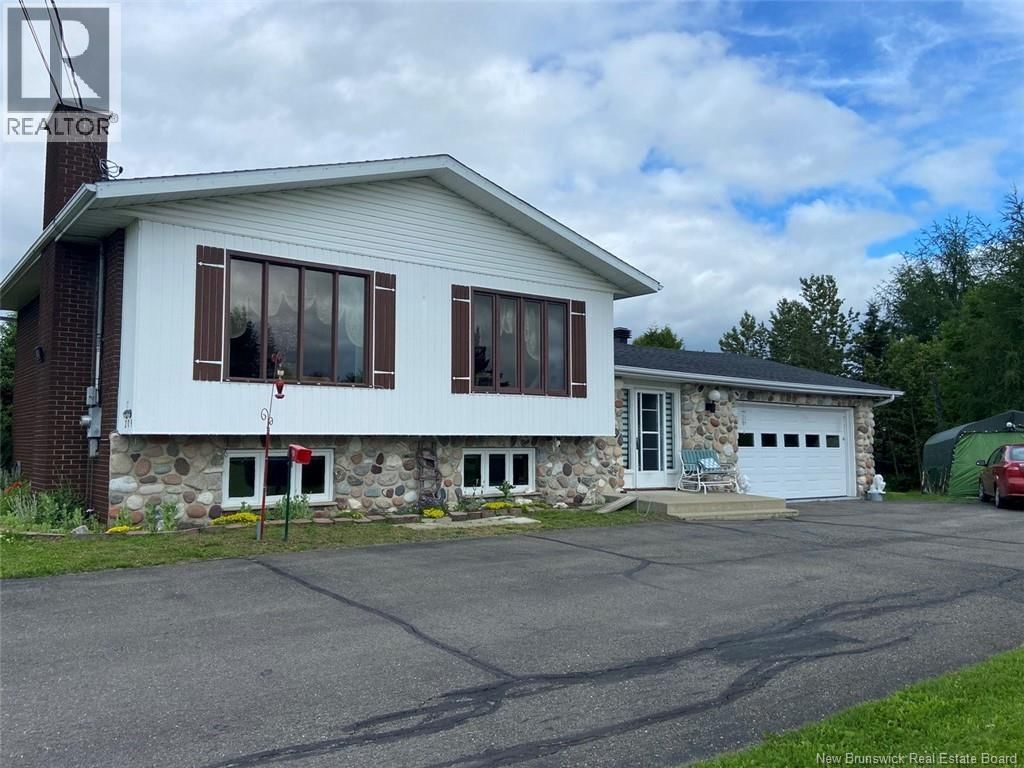 209 Principale Street, Sainte-Anne-De-Madawaska, New Brunswick E7E 1B3
