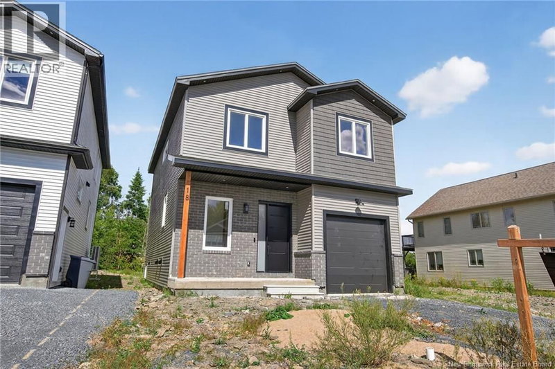 18 Weavers Way Fredericton New Brunswick, E3A 3P8 - 5 Bedrooms Home For Sale