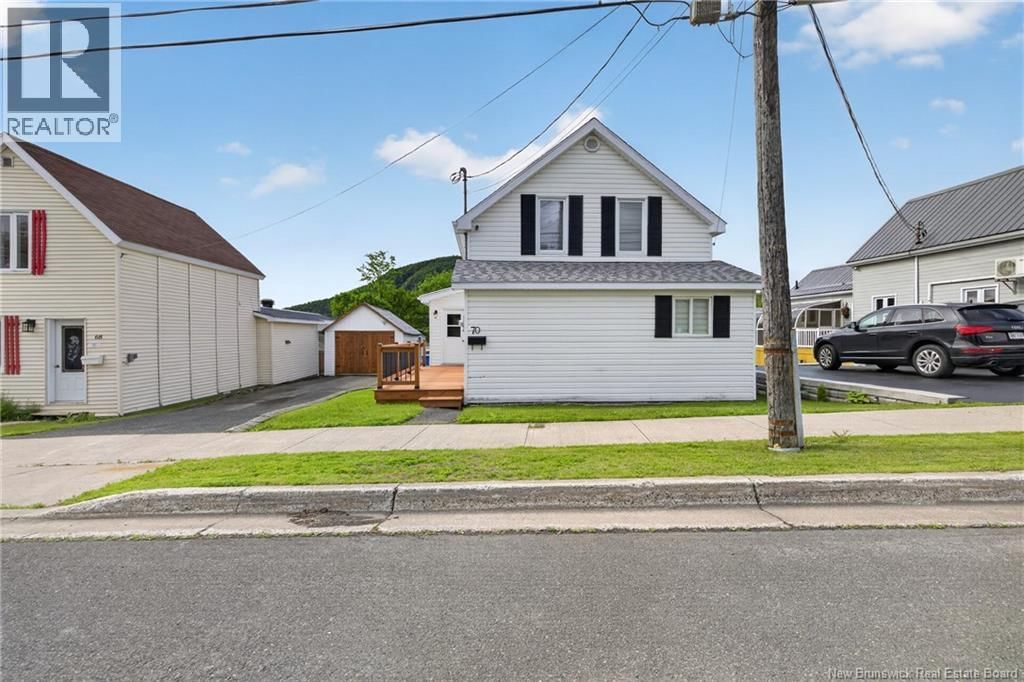 70 Duncan, Campbellton, New Brunswick E3N 2K9