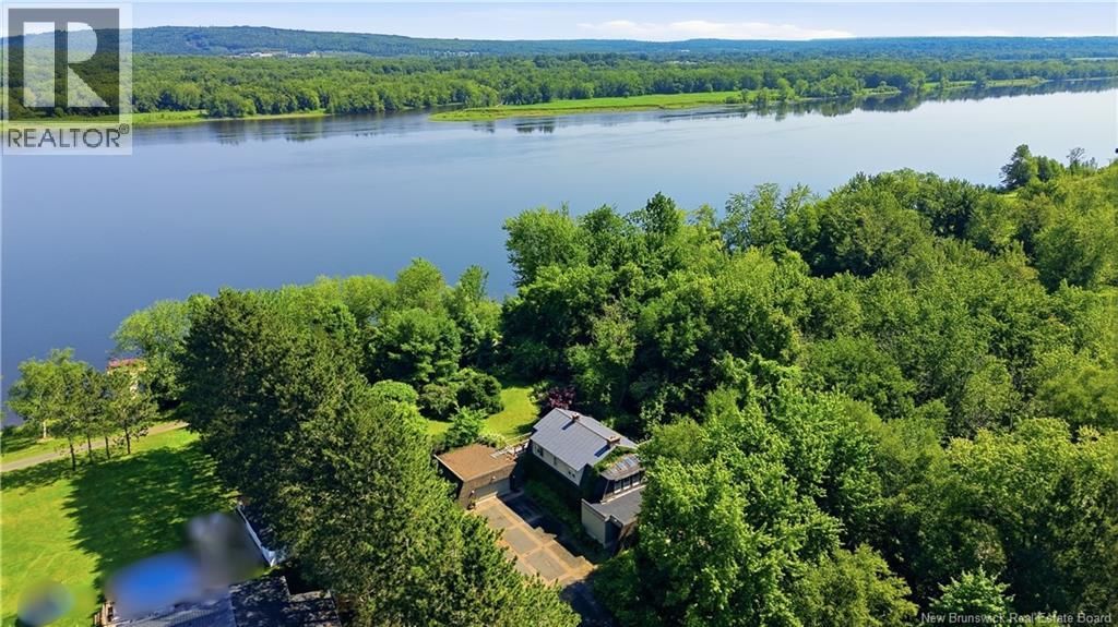 1421 Woodstock Road, Fredericton, New Brunswick E3C 1P2