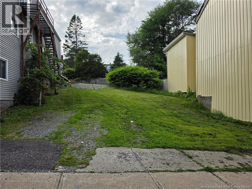 143 Guilford Street, Saint John, New Brunswick E2M 1V5