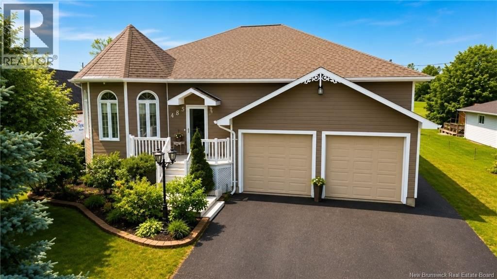 485 Rue Msgr Richard, Beresford, New Brunswick E8K 1Y9