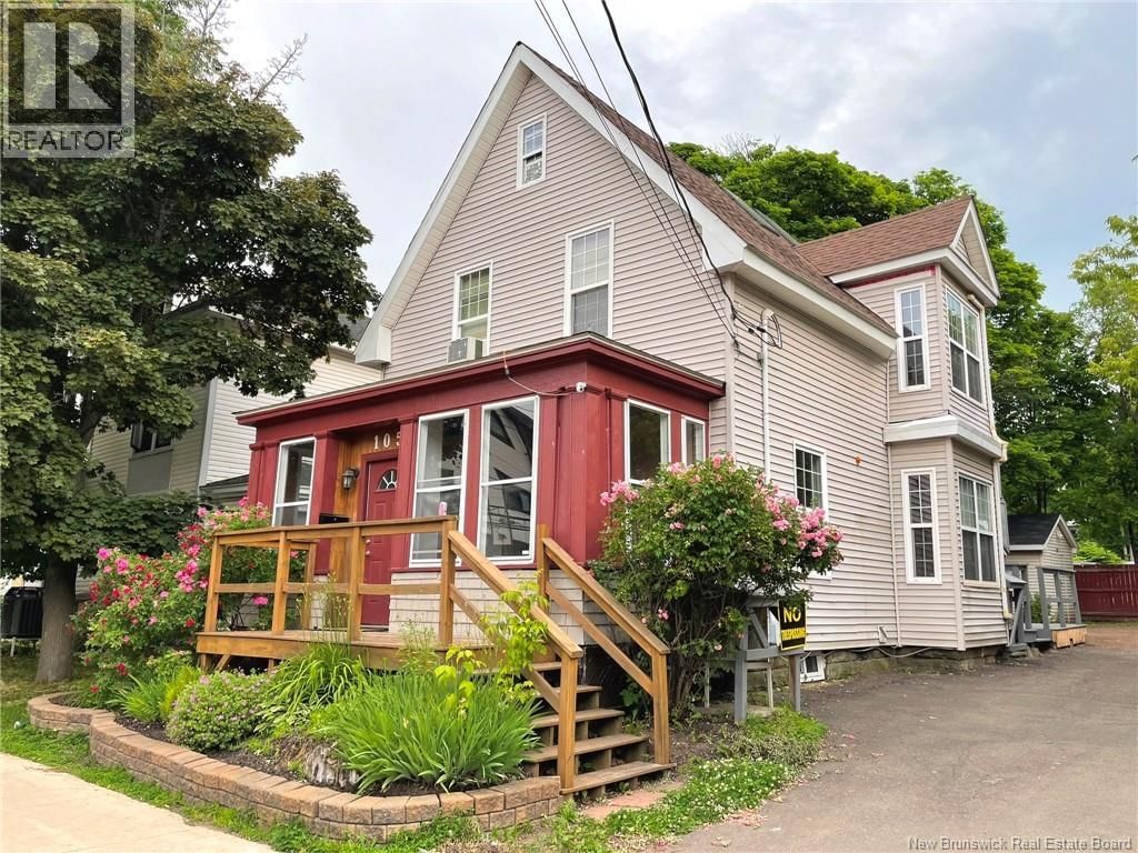 105 Gordon Street, Moncton, New Brunswick E1C 1M5