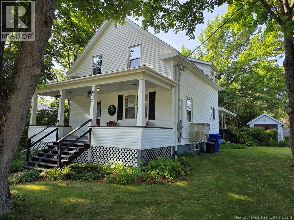 35 Queen West Street, St. Stephen, New Brunswick E3L 2K2