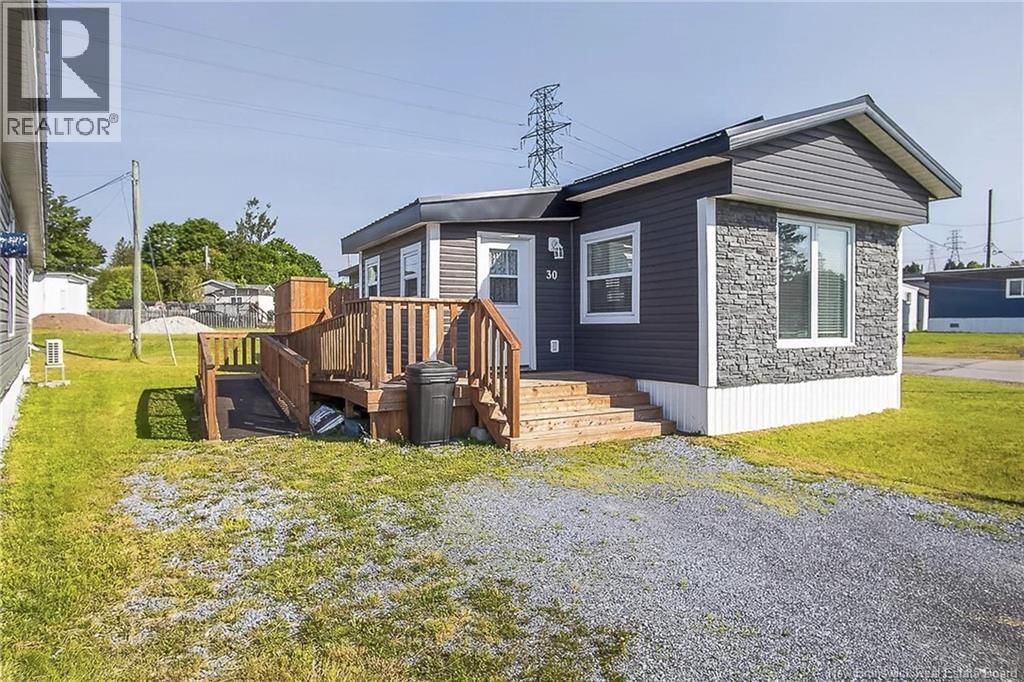 30 Violet Street, Saint John, New Brunswick E2M 5M3