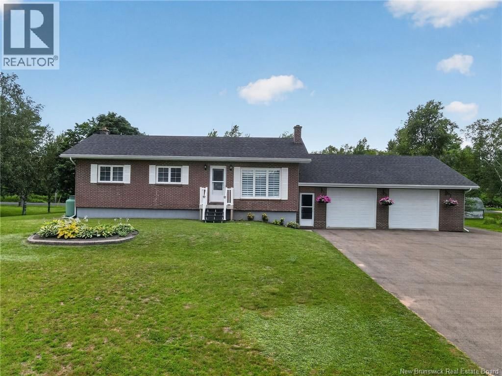 6 Paul Street, Grand-Barachois, New Brunswick E4P 7V5