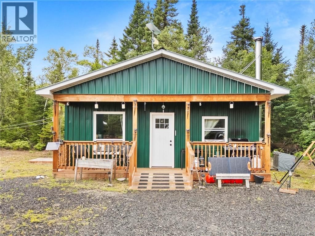 460 Dufferin Road, Dufferin, New Brunswick E4A 3P8