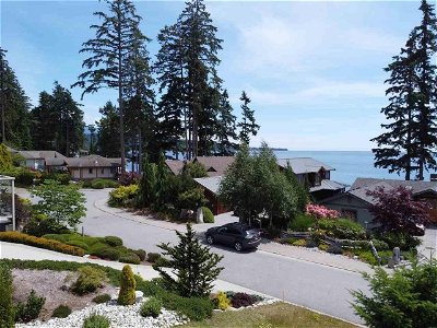 Image #1 of Commercial for Sale at 6014 Silverstone Lane, Sechelt, British Columbia