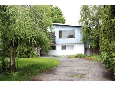 8815 COOK Crescent | Richmond British Columbia | Slide Image Eight