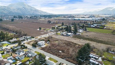 Image #1 of Commercial for Sale at 45063-45083 South Sumas Road, Chilliwack, British Columbia