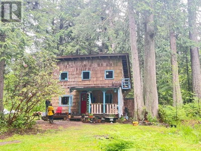 6229 MASON Road | Sechelt British Columbia | Slide Image Eight