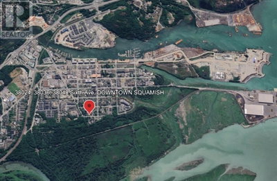 38048 SIXTH Avenue | Squamish British Columbia | Slide Image Nine