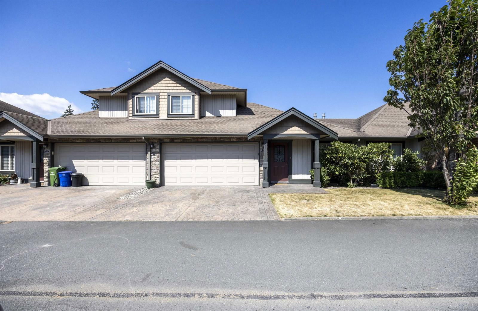 36 44523 MCLAREN DRIVE|Sardis South Image 1