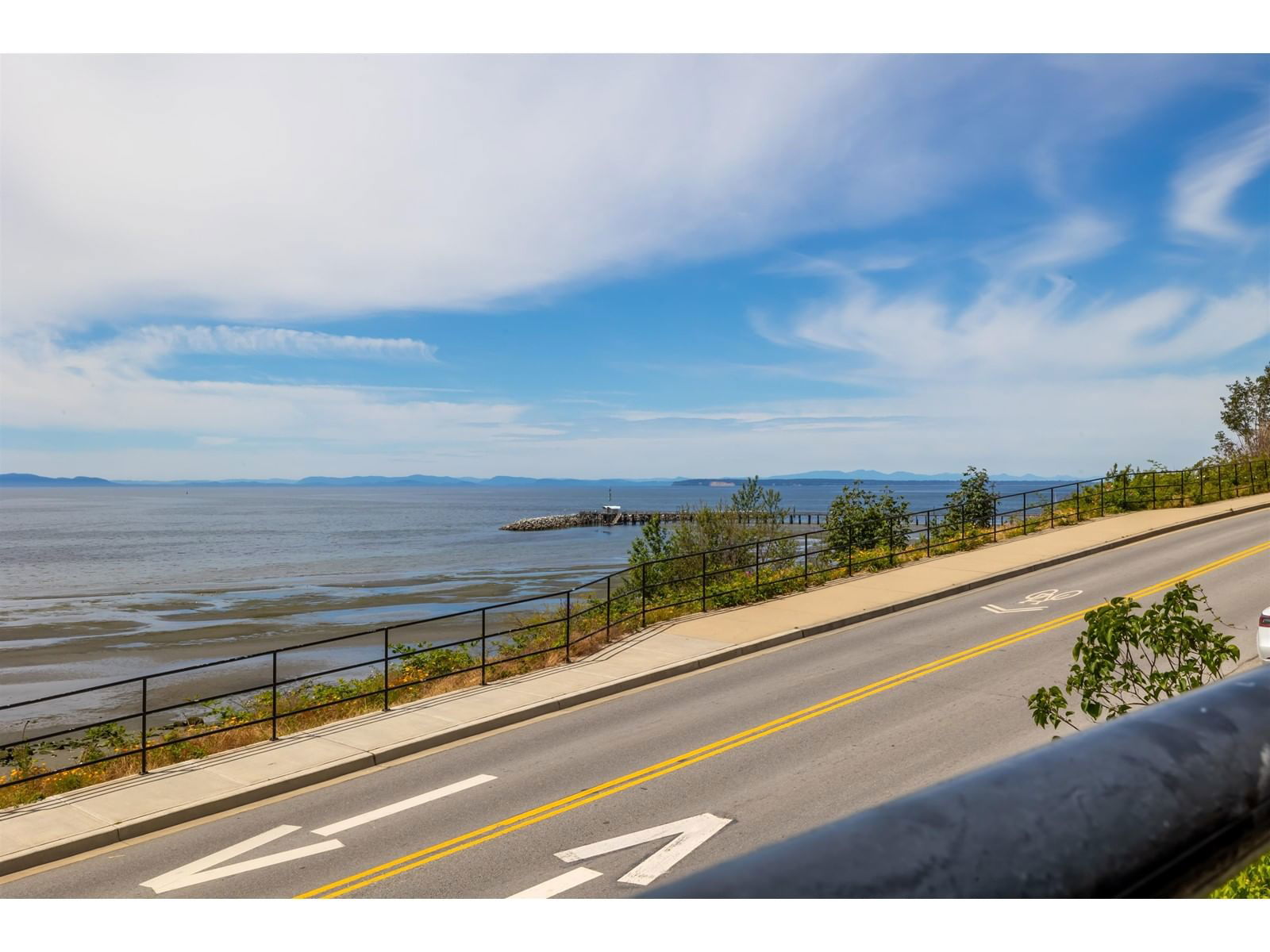 15353 MARINE DRIVE Image 24