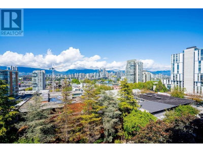 1530 8TH Avenue | Vancouver British Columbia | Slide Image Three