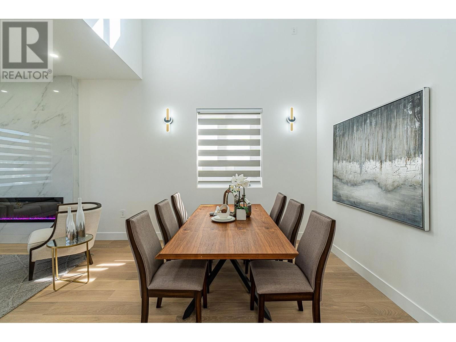 4152 PENDER STREET Image 10