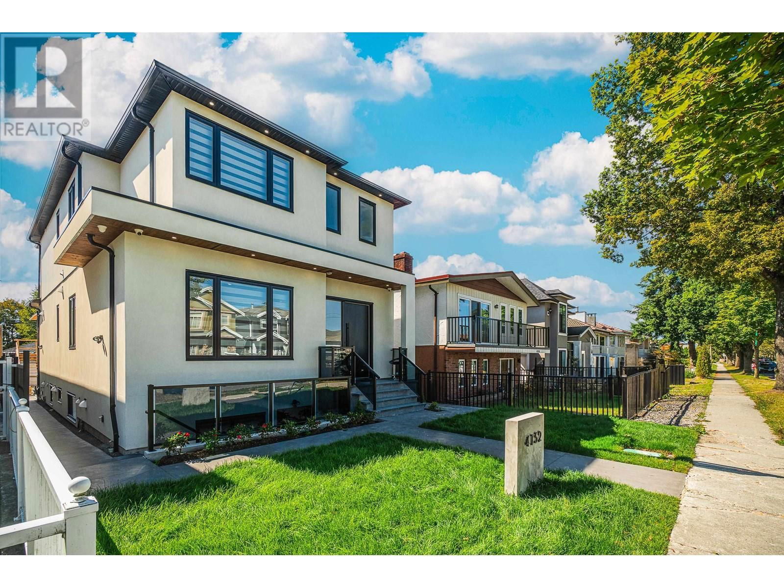 4152 PENDER STREET Image 2