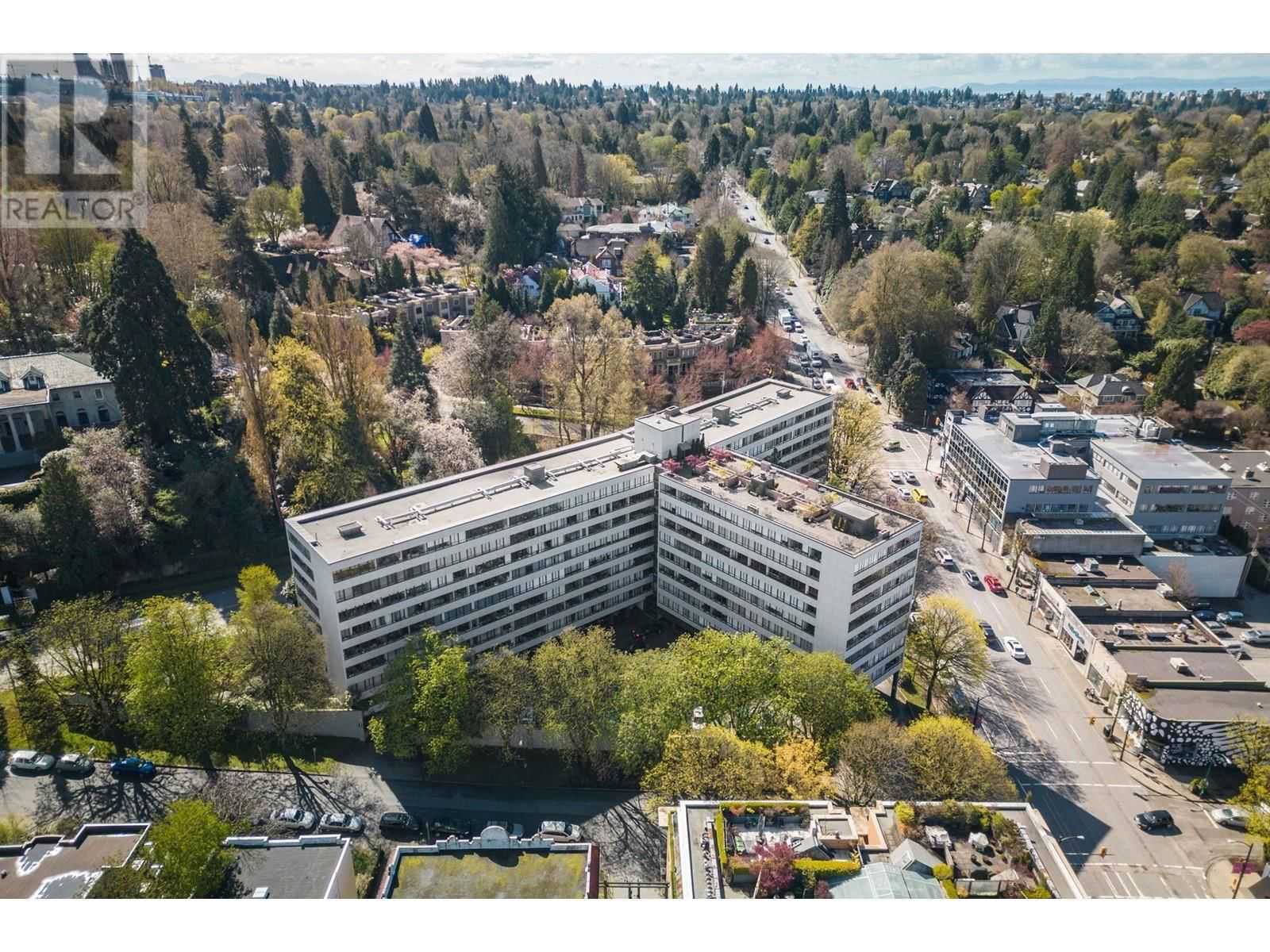 508 1445 MARPOLE AVENUE Image 36