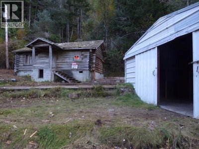 289 MACKENZIE 20 Highway | Bella Coola British Columbia | Slide Image Three