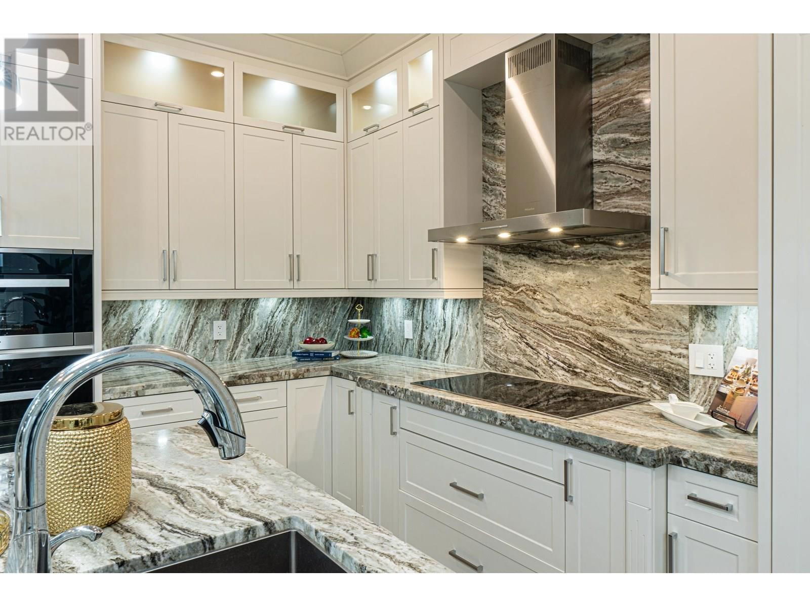4668 MAHOOD DRIVE Image 14