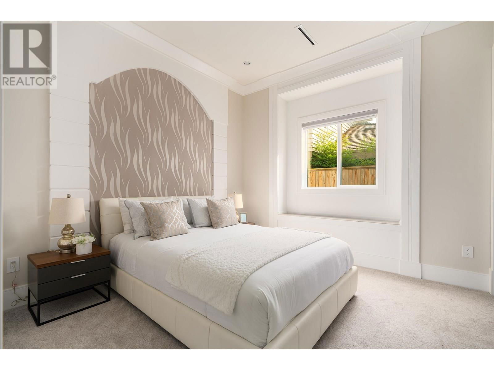4668 MAHOOD DRIVE Image 37