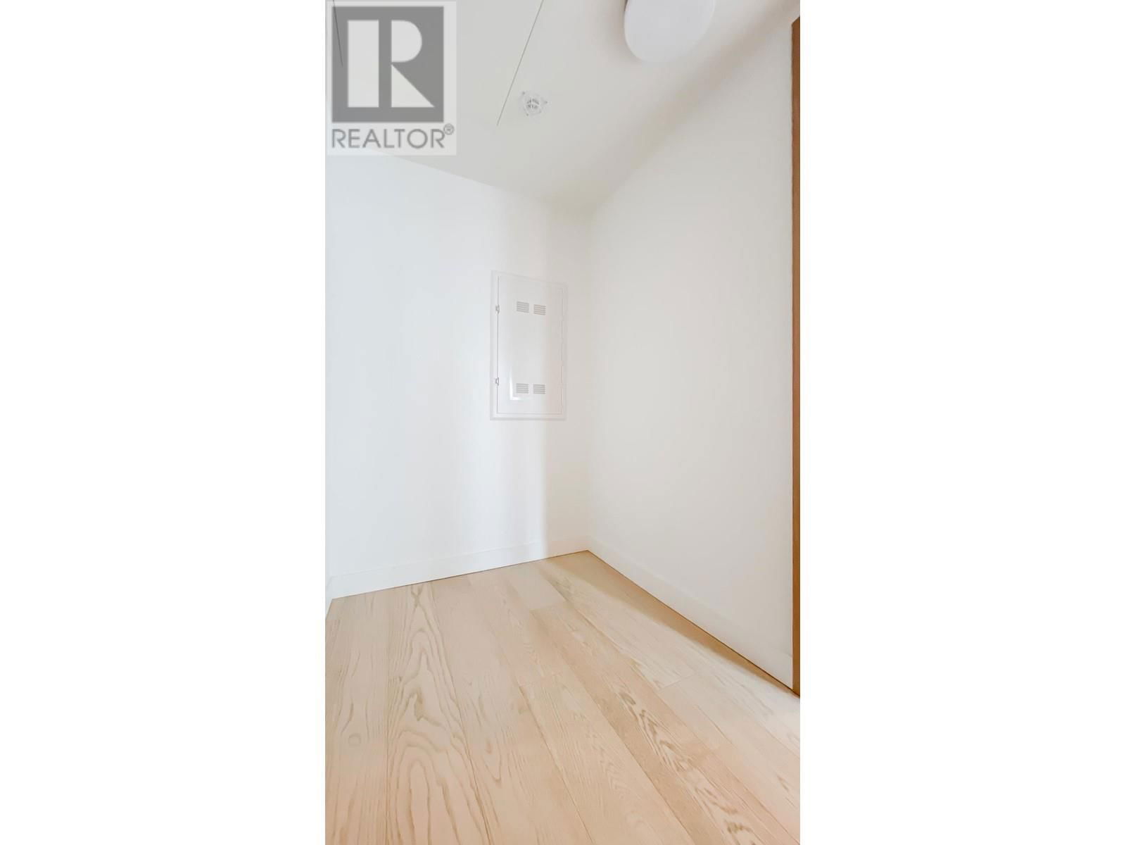 1502 68 SMITHE STREET Image 12