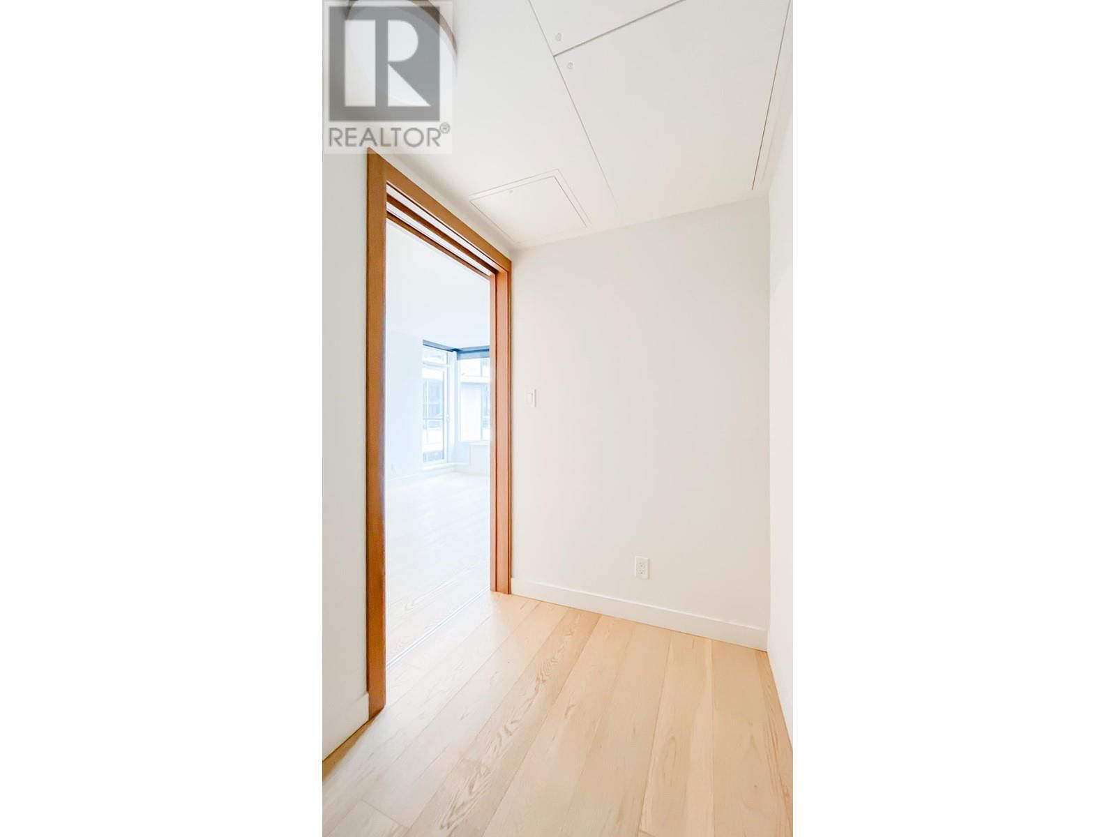 1502 68 SMITHE STREET Image 14