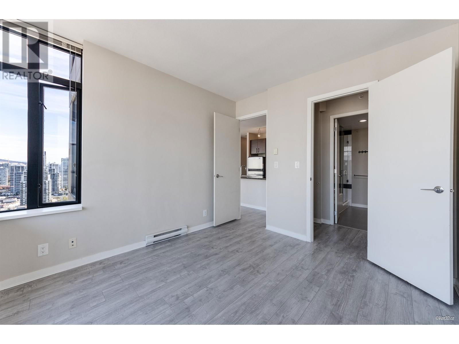 2804 2355 MADISON AVENUE Image 11