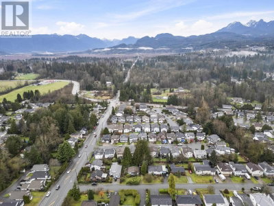 22421 STRENG Avenue | Maple Ridge British Columbia | Slide Image Eight