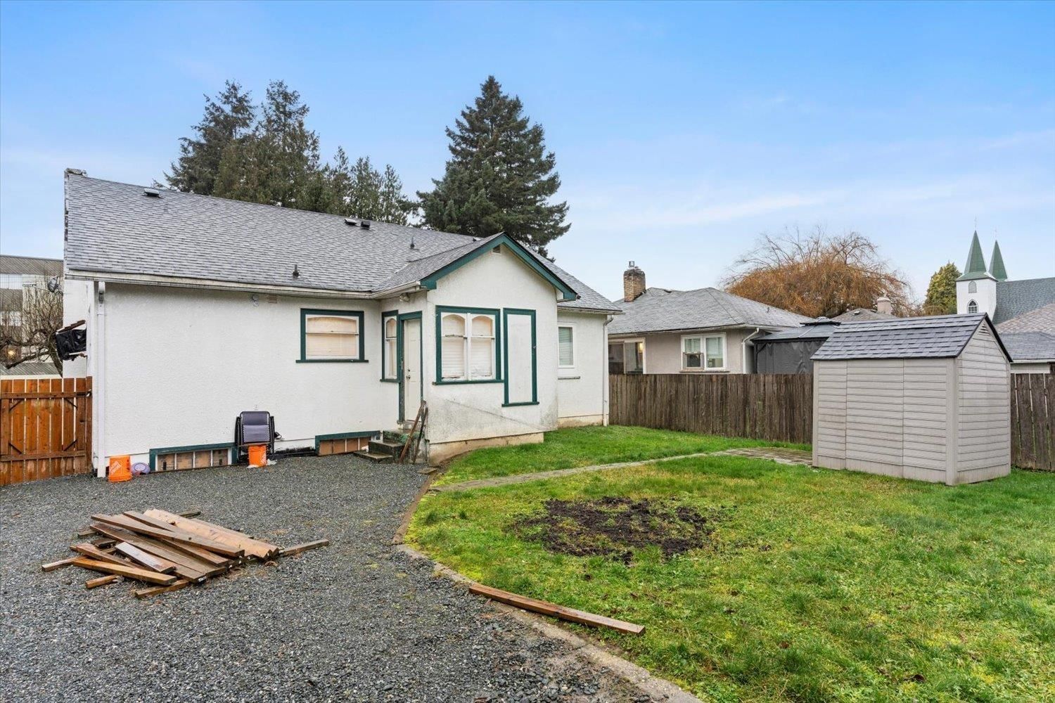 9474 VICTOR STREET|Chilliwack Proper Eas Image 12