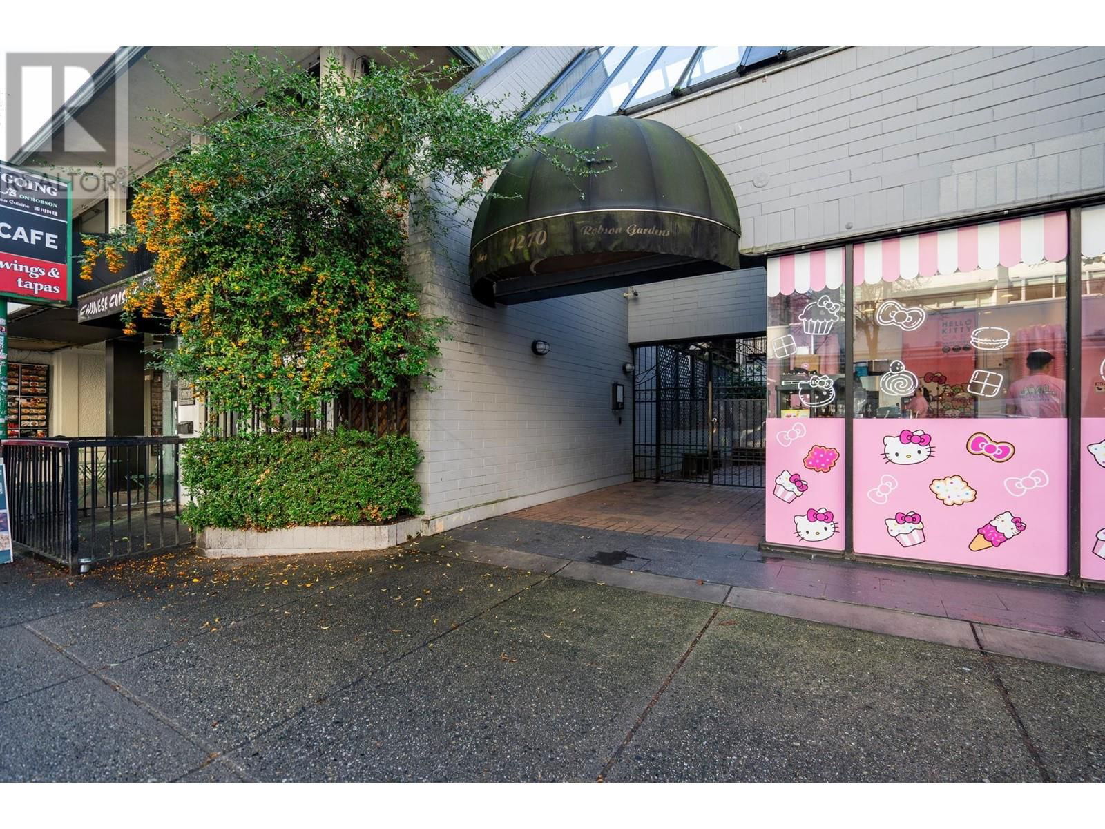 207 1270 ROBSON STREET Image 26