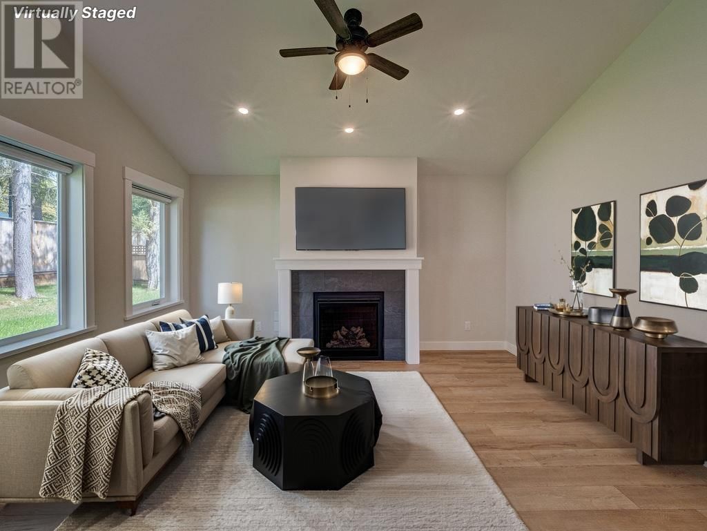 1084 CELIA CRESCENT Image 20