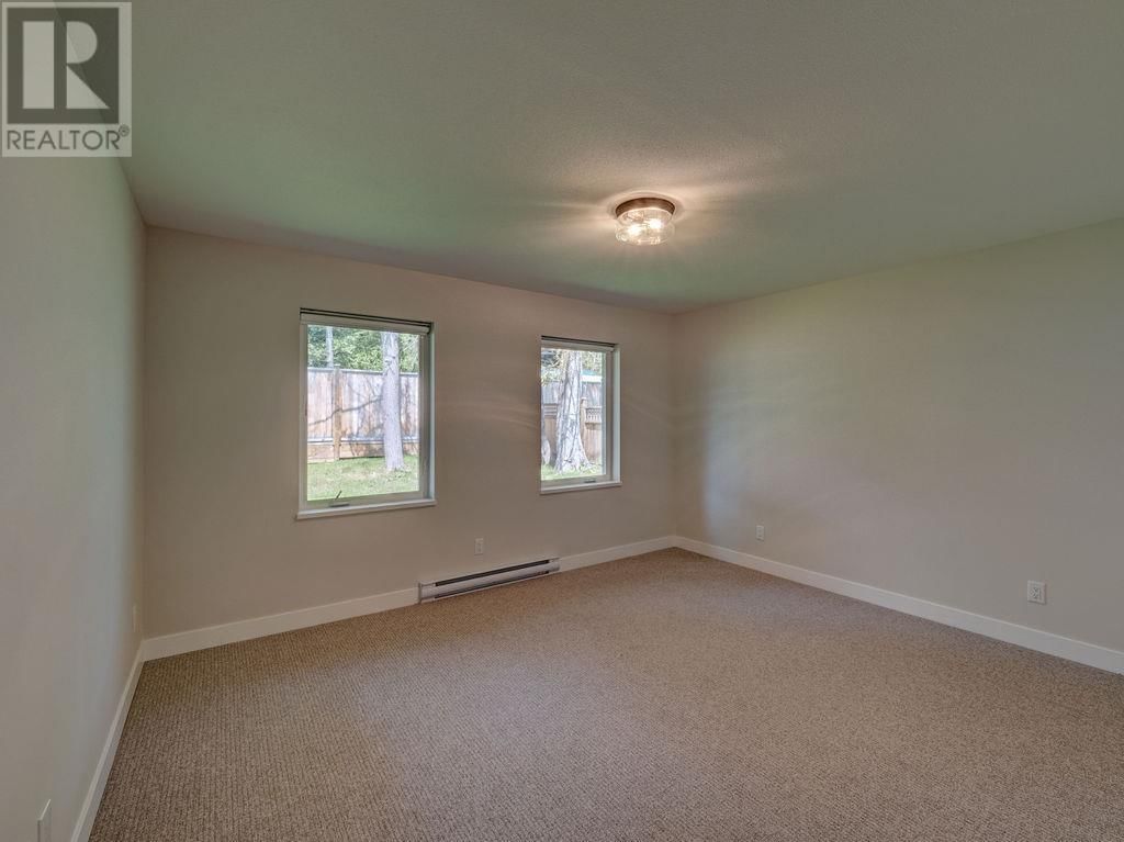 1084 CELIA CRESCENT Image 25