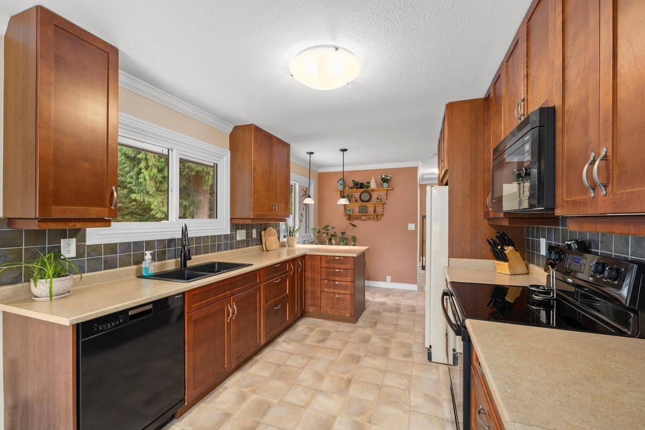10956 MCADAM Image 9