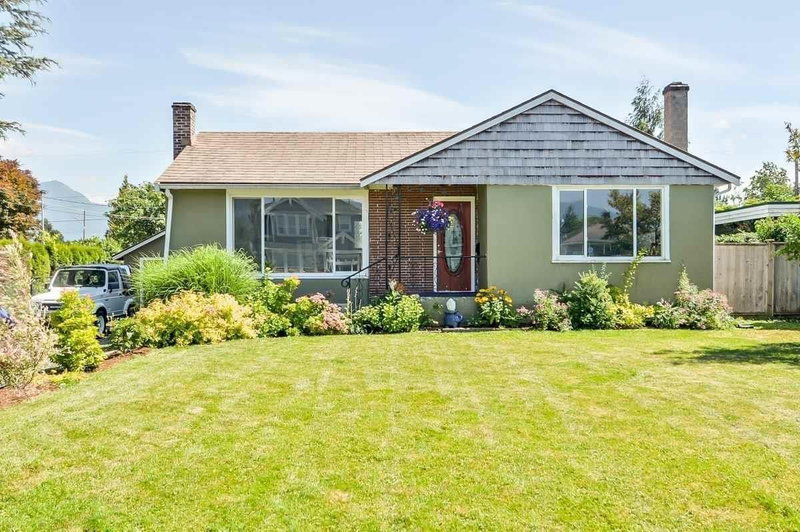 46496 MAYFAIR Avenue Chilliwack British Columbia, V2P 3J2 - 3 Bedrooms Home For Sale