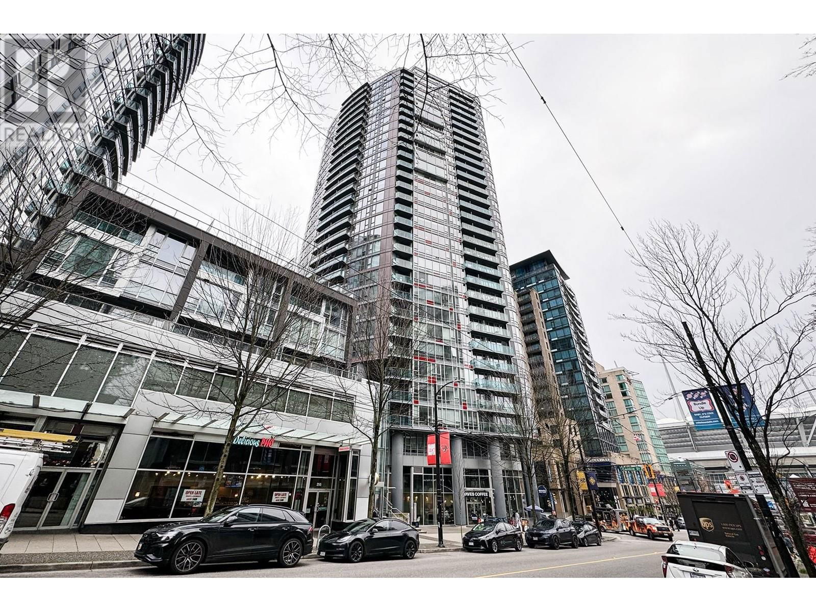 2306 233 ROBSON STREET Image 1