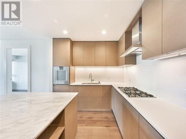 303 - 3639 16TH AVENUE Image 13