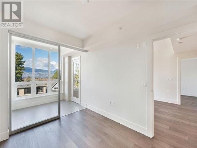 303 - 3639 16TH AVENUE Image 23