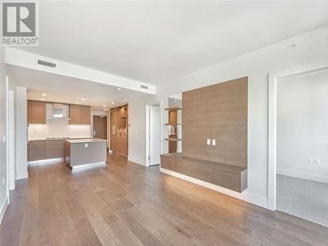 303 - 3639 16TH AVENUE Image 5