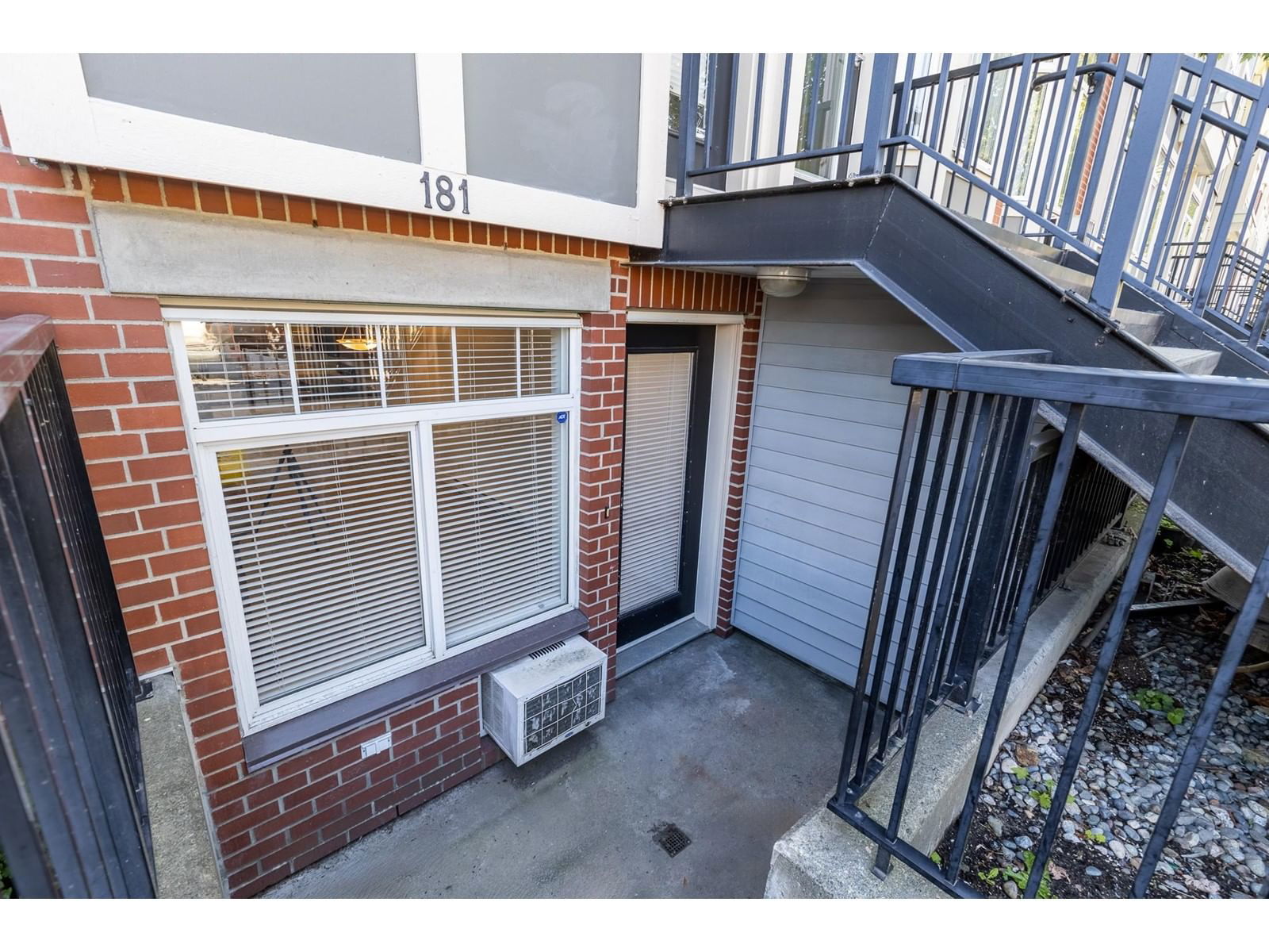 181 - 20180 FRASER Image 24