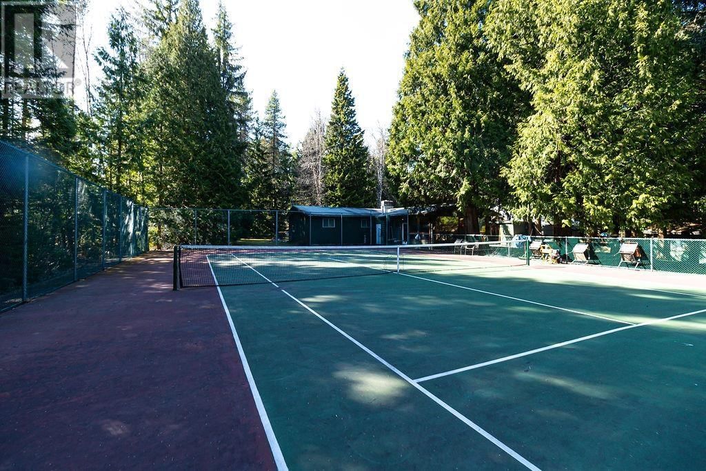 2712 SKEENA STREET Image 22