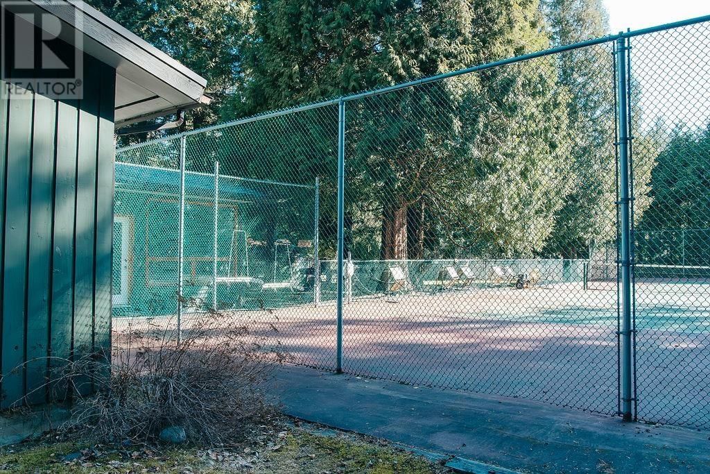 2712 SKEENA STREET Image 30