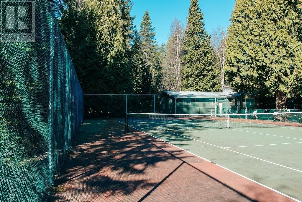 2712 SKEENA STREET Image 33